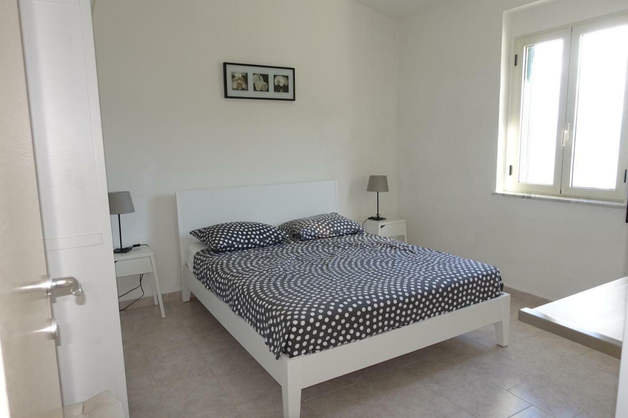 Terrazzo A9 Daire Parghelia Dış mekan fotoğraf
