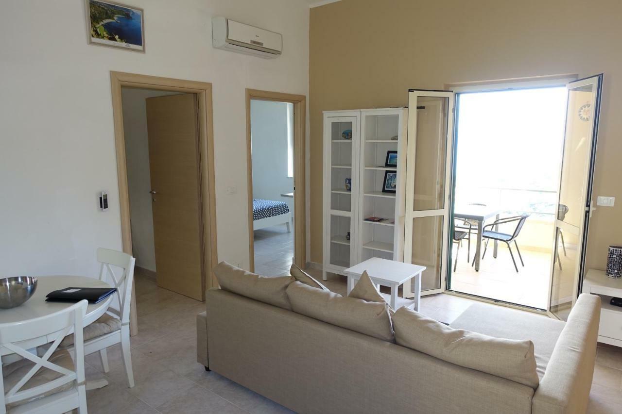 Terrazzo A9 Daire Parghelia Dış mekan fotoğraf