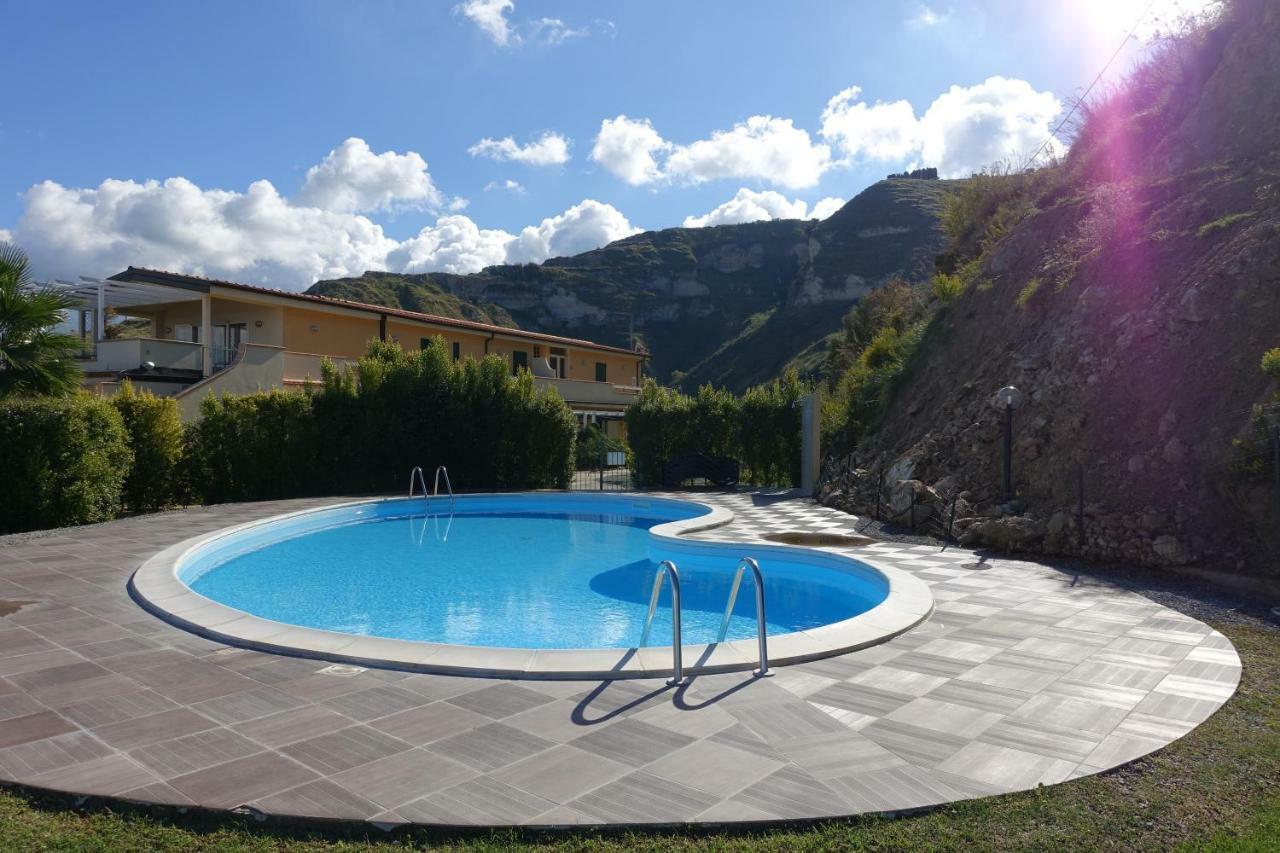 Terrazzo A9 Daire Parghelia Dış mekan fotoğraf