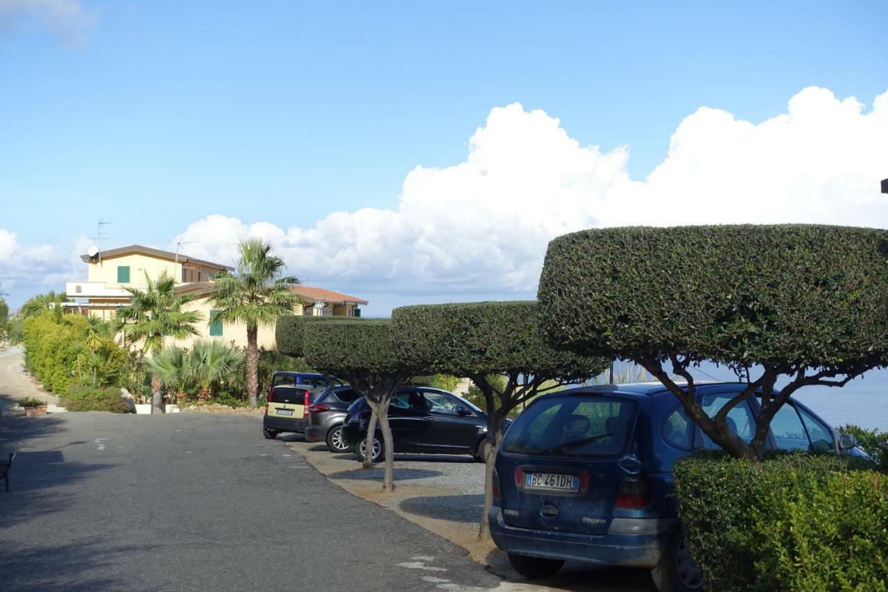 Terrazzo A9 Daire Parghelia Dış mekan fotoğraf